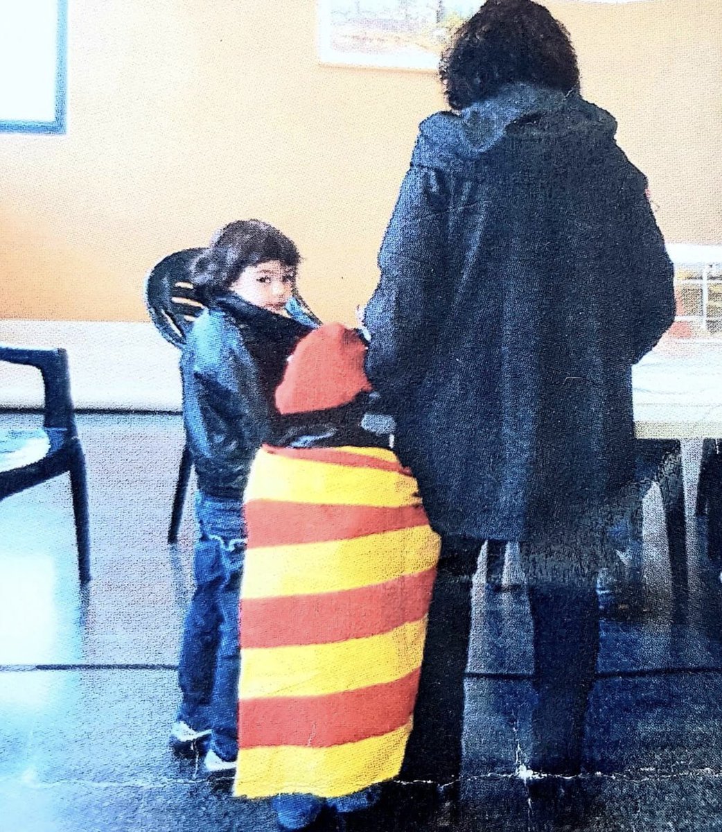 De quan votar encara feia il•lusió i la mare ens vestia de…tió i gangster? 
 #EleccionsParlament2024