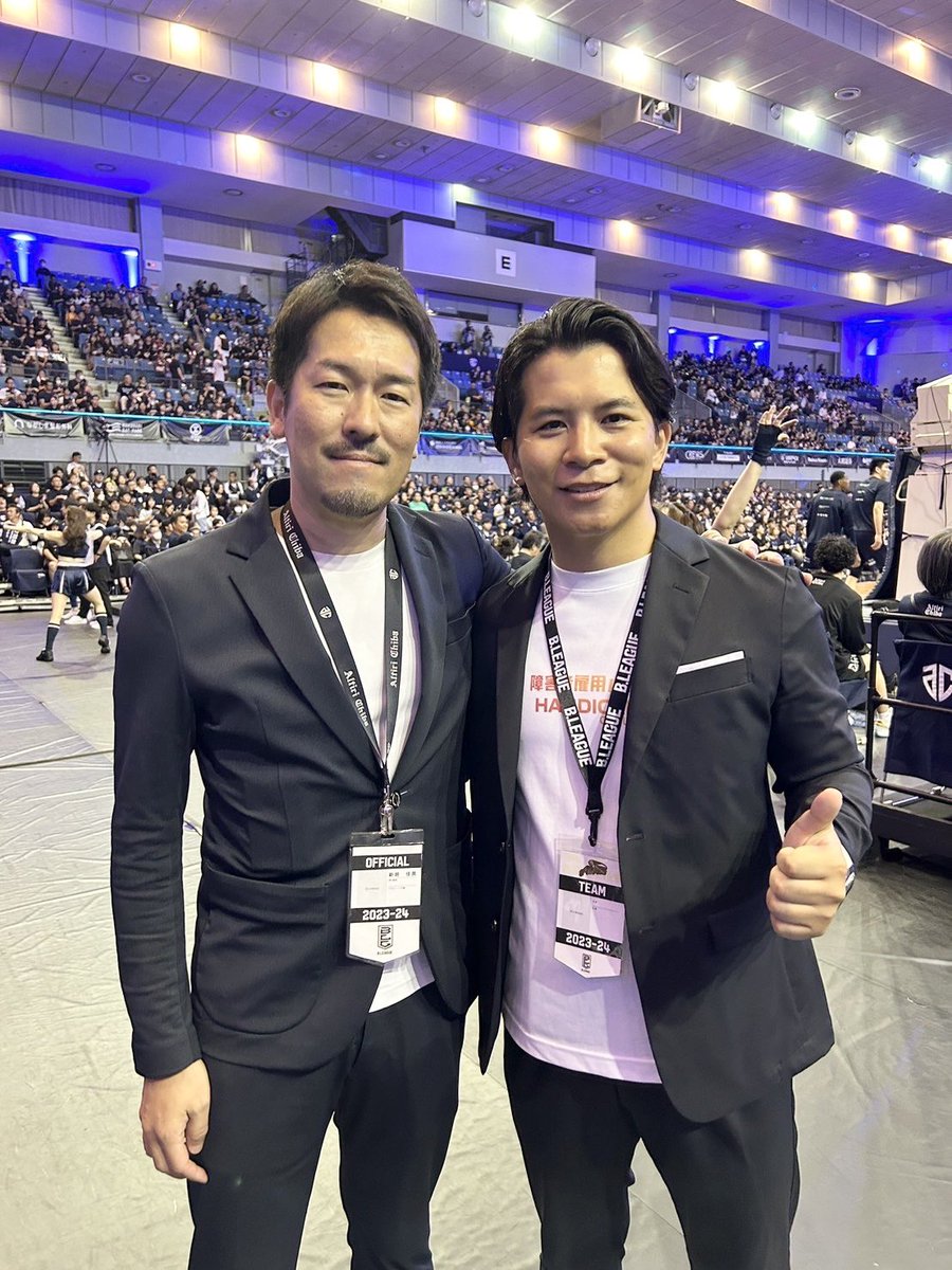 越谷アルファーズ、B1昇格しました！！

今日までの両チームの歴史に心より敬意を表します。越谷アルファーズに関わる全ての皆さま、本当におめでとうございます！

トップスポンサーとして、これ以上にない瞬間に立ち会えたことに感無量です。