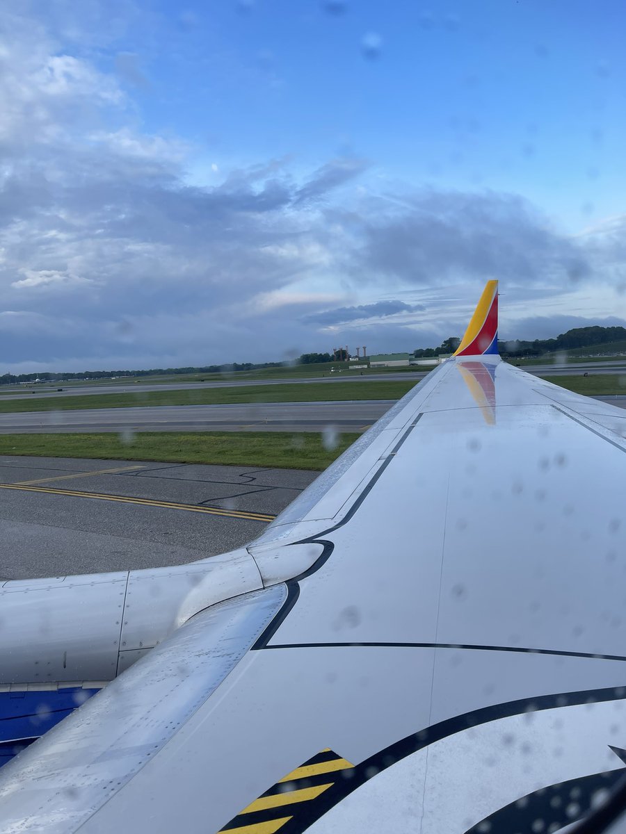 Clearing up in Bmore! So happy to be in this seat again! <a href="/SouthwestAir/">Southwest Airlines</a> ahhh, vacation!