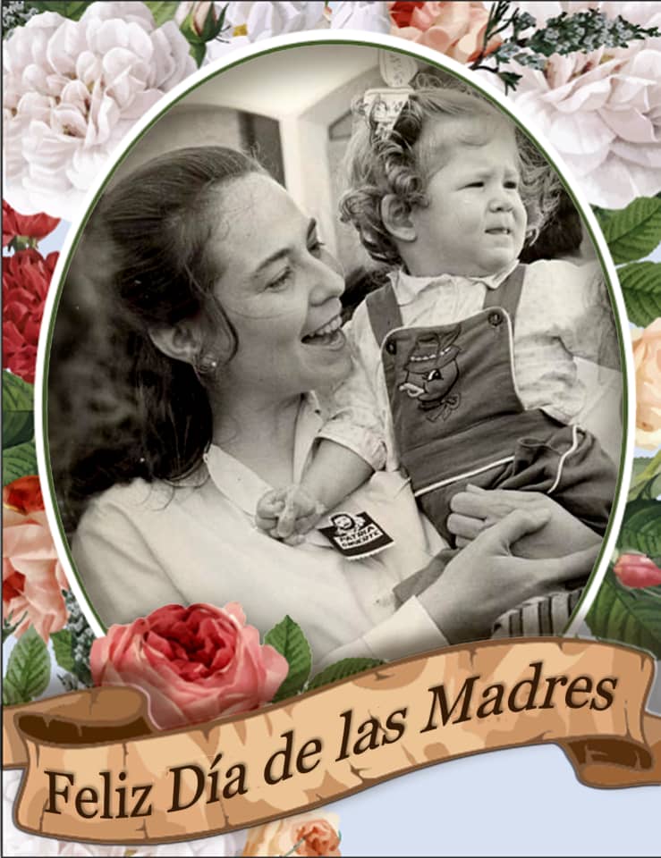 #Fidel (29/11/1974, 2do Congreso de la FMC): 'La mujer es el taller natural donde se forja la vida (...), merece especiales consideraciones de la sociedad'. ¡Muchas felicidades en el #DíaDeLasMadres!
