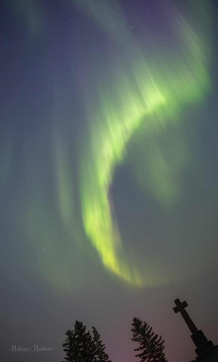 Who else is feeling rather blessed lately? (Open for full view on May 11th) #aurora #manitoba #graveyard