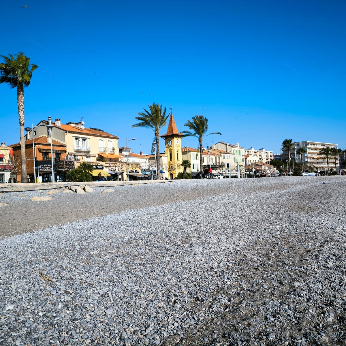 C'est dimanche,  #fandecagnessurmer prenez-vous le temps d' une pause à Cagnes-sur-Mer ...

WE ❤️ #Cagnes #icicestcagnes #frenchrivieralife 

cagnes-sur-mer.info #ilovecagnes #cagnessurmer