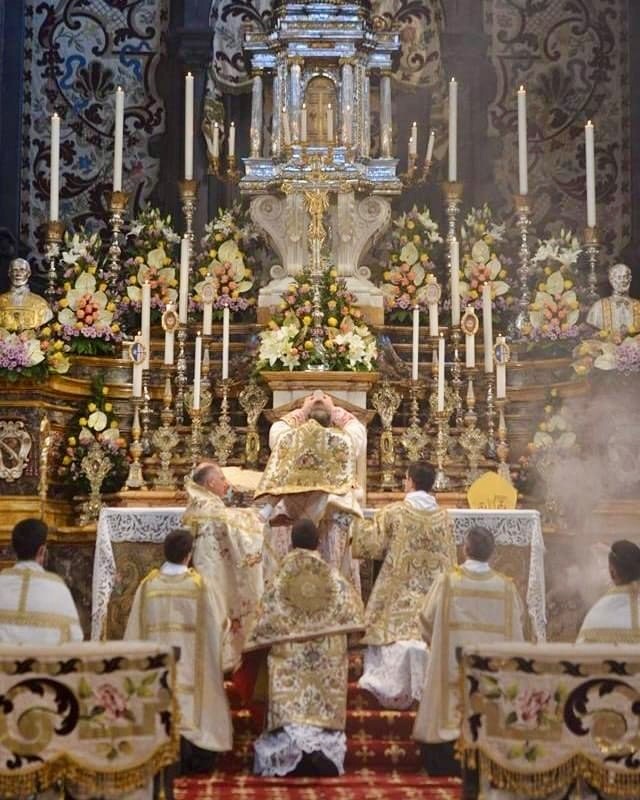 Domingo después de la Ascensión
(Dominica post Ascensionem)
#MisaTradicional #LatinMass