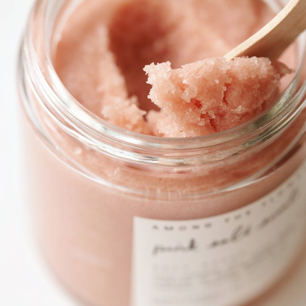 Pink Grapefruit Salt Scrub tuppu.net/a4267cf6 #YogaAccessories #HerbalRemedies #Wellness