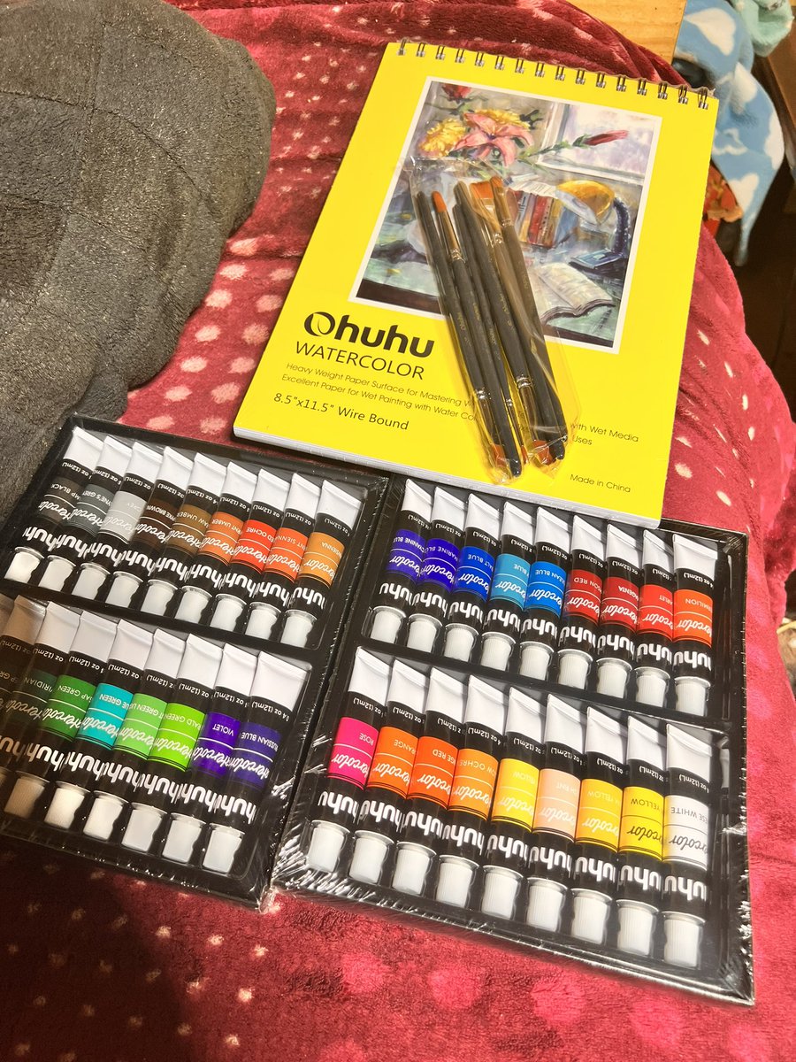 絵の具届いた⸜( ◍´꒳​`◍ )⸝ﾔﾎｰｲ
 #ohuhu 
 #水彩絵の具