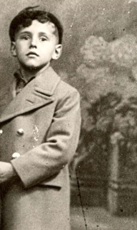 12 May 1928 | A Dutch Jewish boy, Max van den Berg, was born in Rotterdam. In August 1942 he was deported to #Auschwitz and murdered in a gas chamber.