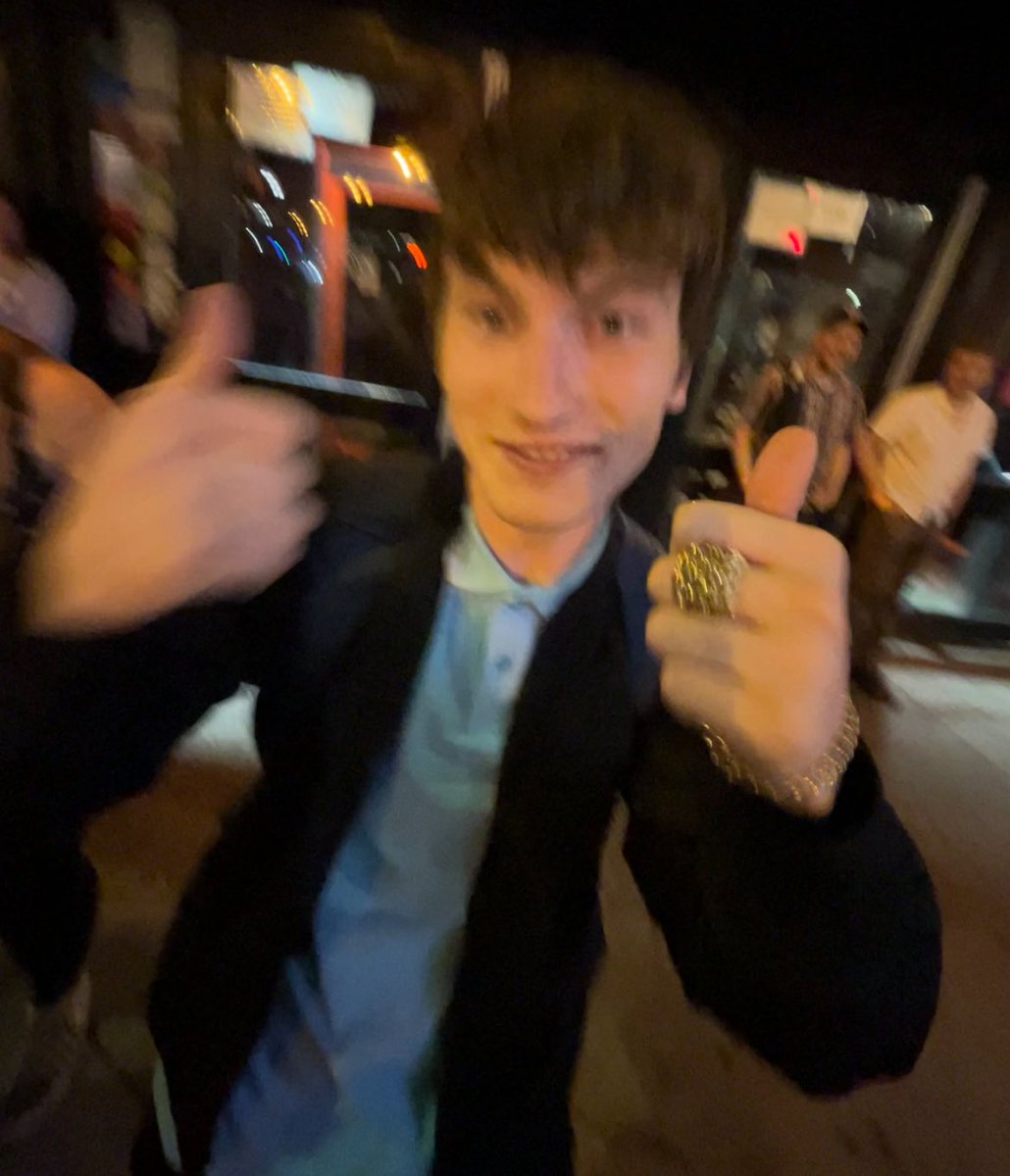 acushinupdates's tweet photo. the best day of my entire fucking life, man. minneapolis loves you @AndrewCushin 💙 https://t.co/Y1UJ0ER0i1
