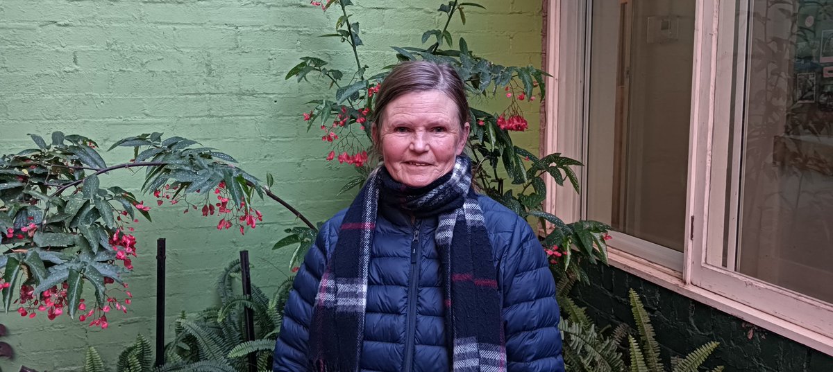 Jeannie Erceg was one of 5 residents who resisted eviction on the Barak Beacon @savebarakbeacon public housing estate. She is a former choirgirl and has raised 7 children. Listen to her story: bit.ly/3JW9Ijm 855AM I DIGITAL I @3CR