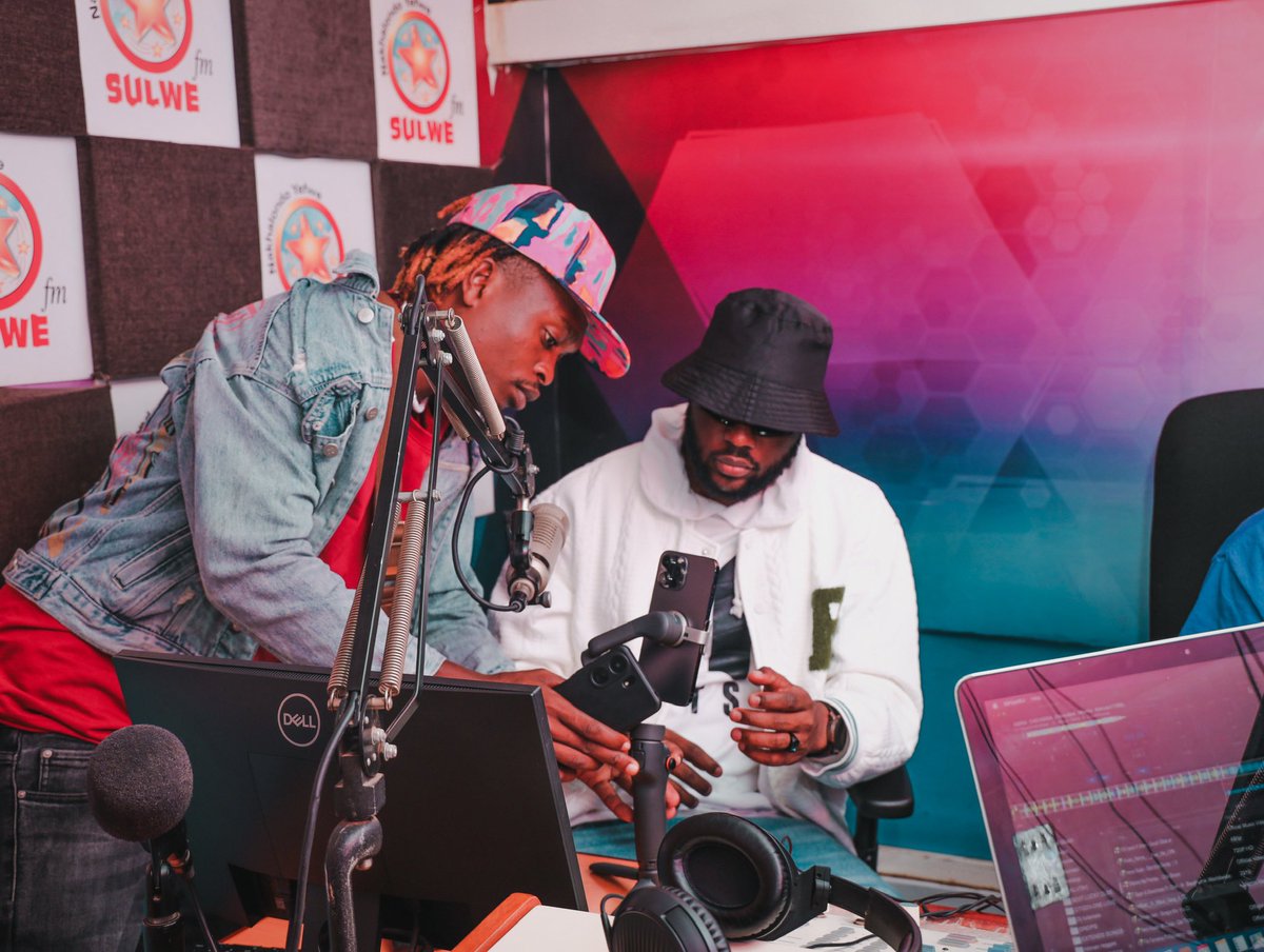 Titusvybes's tweet photo. Thank you Sulwe FM for having me on the show..! It was an absolute pleasure

#Settinga
#LumasabaToTheWorld https://t.co/Y23sbgog91