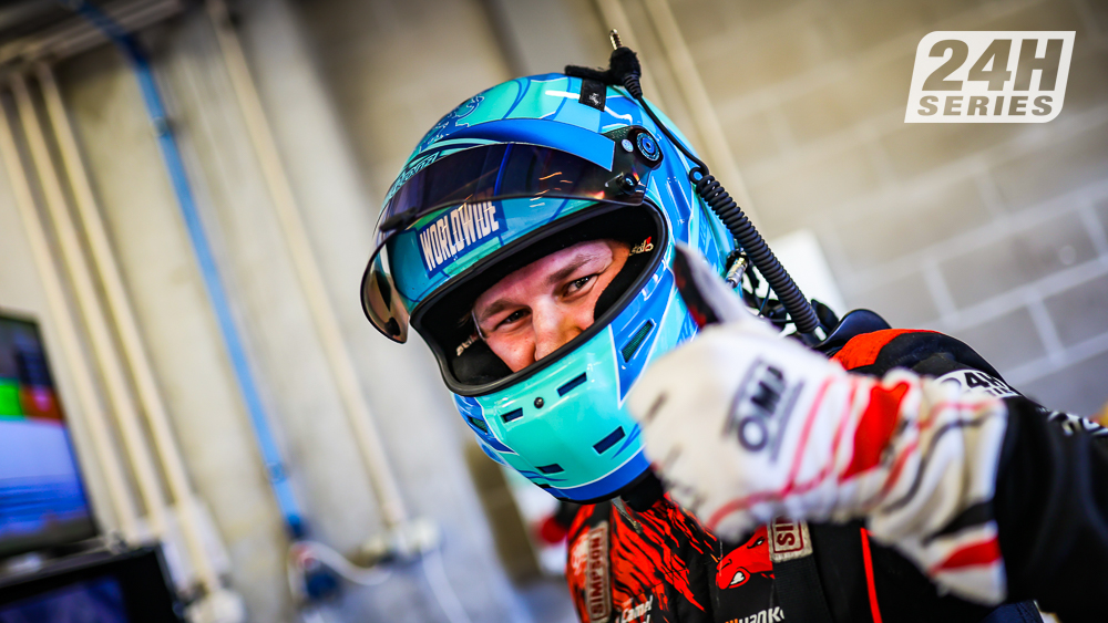 24HSERIES's tweet photo. #24HSERIES | And in 992 after 20hrs
1 #RedAnt (903)
2 Red Ant (904)
3 @RedCamelRacing (909)
4 #OrchidRacing (963)
5 #Holmgaard (902)
Results (https://t.co/FnawVOMrxH) and per class (https://t.co/LsJwrLnV2o)
#24HPORTIMAO https://t.co/I3aHsdXSlH