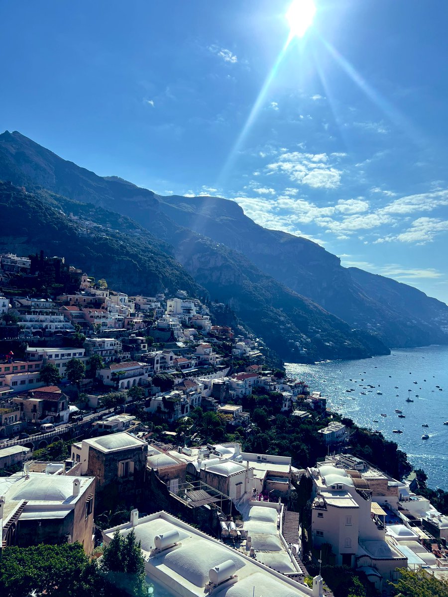 Gm from Positano 👋🍋
