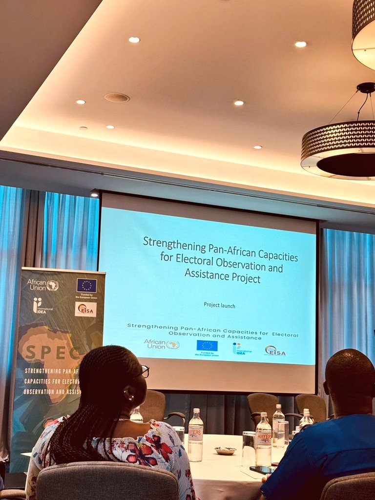 Bankole_Adeoye's tweet photo. More πΈ at the first ever specialized all-youth @_AfricanUnion #ElectionsObserver training.
@EISAfrica @IDEA_Africa https://t.co/FKuOeIzv9Q