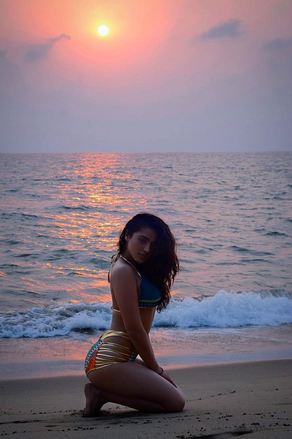 GNXIxBsW4AAcWAX?format=jpg&name=900x900