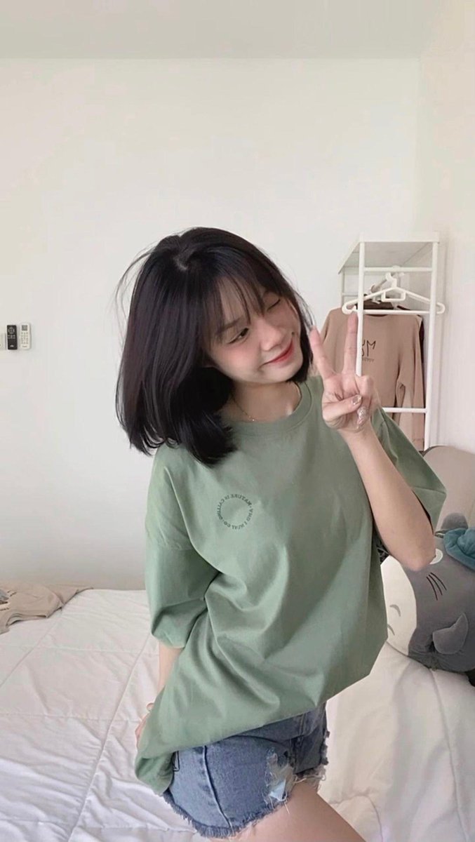 JanneLim27's tweet photo. 生病几天出不了门只能在家看你们的肉棒🥵 #射屏 #射脸 #颜射 #盯射 #可爱 #反差 #学生 #贱货 #母狗曝光 #ぶっかけ #cumtribute #反差婊  #白富美 #母狗  #榨精  #骚货 #意淫  #羞辱 https://t.co/ZVSOhut70Z