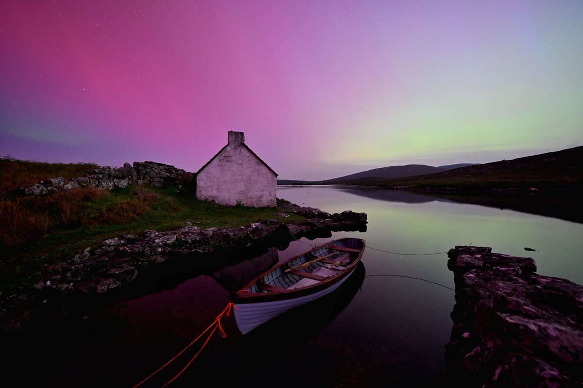 Aurora over Fisherman's Hut, Connemara, Galway (Photo time: 02:27, 11/5/2024)