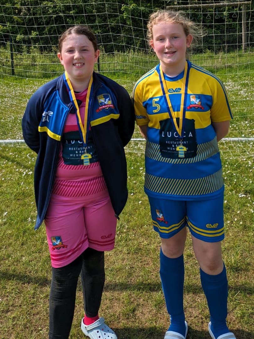 Shoutout to our U13 Yellows who were away to Shenley. The girls played their hearts out and it was a fitting end to their second season together. Well done to Eira and Amber who were the Players of the Match. 💙💛⚽

#LetGirlsPlay #HerGameToo #GrassrootsFootball @AylesNews