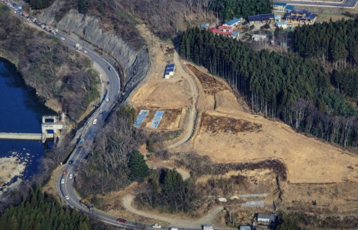 茂庭大橋ができる前は、羽黒台の下みたいな断崖絶壁でしたね。
#生出 #茂庭
sendai-c.ed.jp/~bunkazai/isek…