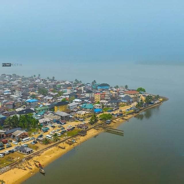 This is OPOBO KINGDOM,  Rivers  State 

📸Picpectv

The LAND OF MY BIRTH
A Great Ijaw Kingdom Rivers State
Long life Opobo kingdom
Long life Ijaw 

#Nigeria #TourNigeria #BeautifulNigeria #Opobo