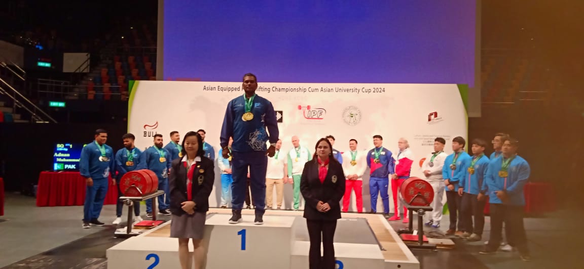 Your hard work and perseverance have paid off. Congratulations Uday Kaka for Winning 4 Gold medals in Powerlifting you Made our Country Proud 🎊🎊🎉🎉🇮🇳🇮🇳🇮🇳
#powerlifting #goldmedal  #india #vikhroli @fdcwc @narendramodi @RamdasAthawale @ianuragthakur #asianuniversitycup