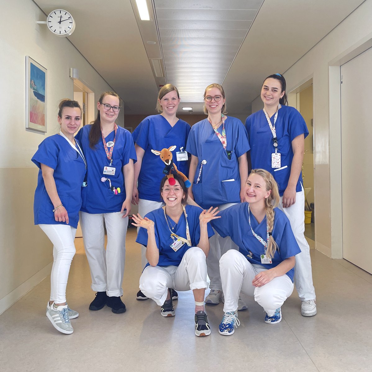 Hopp-Kindertumorzentrum Heidelberg (KiTZ) (@kitz_hd) on Twitter photo Happy #InternationalNursesDay to our amazing team! 💪🩺🤗🌍
Let’s celebrate our outstanding nursing team at <a href="/KiTZ_HD/">Hopp-Kindertumorzentrum Heidelberg (KiTZ)</a> for their exceptional and hard work in #childhoodcancercare!
*not all nursing staff is in the photo Happy #InternationalNursesDay to our amazing team! 💪🩺🤗🌍
Let’s celebrate our outstanding nursing team at <a href="/KiTZ_HD/">Hopp-Kindertumorzentrum Heidelberg (KiTZ)</a> for their exceptional and hard work in #childhoodcancercare!
*not all nursing staff is in the photo