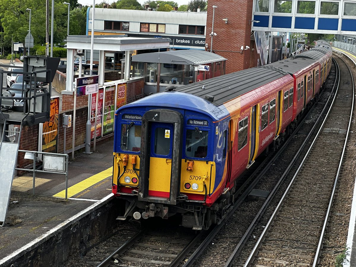 455709 with 455865 at Wokingham on 10th May 2024