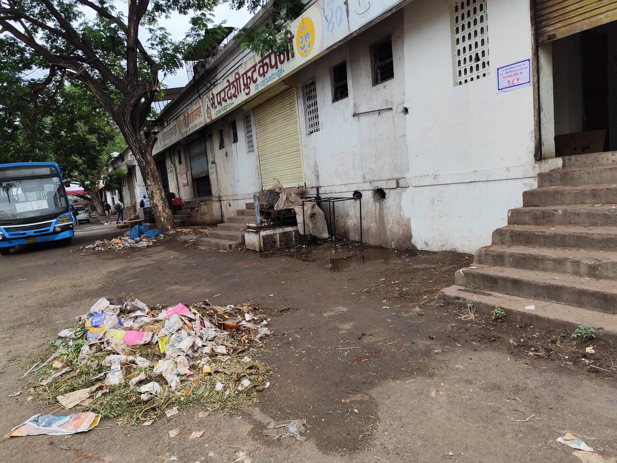 Reached my polling station @ECISVEEP before election #swachhbharatabhiyan seeds to be done by us