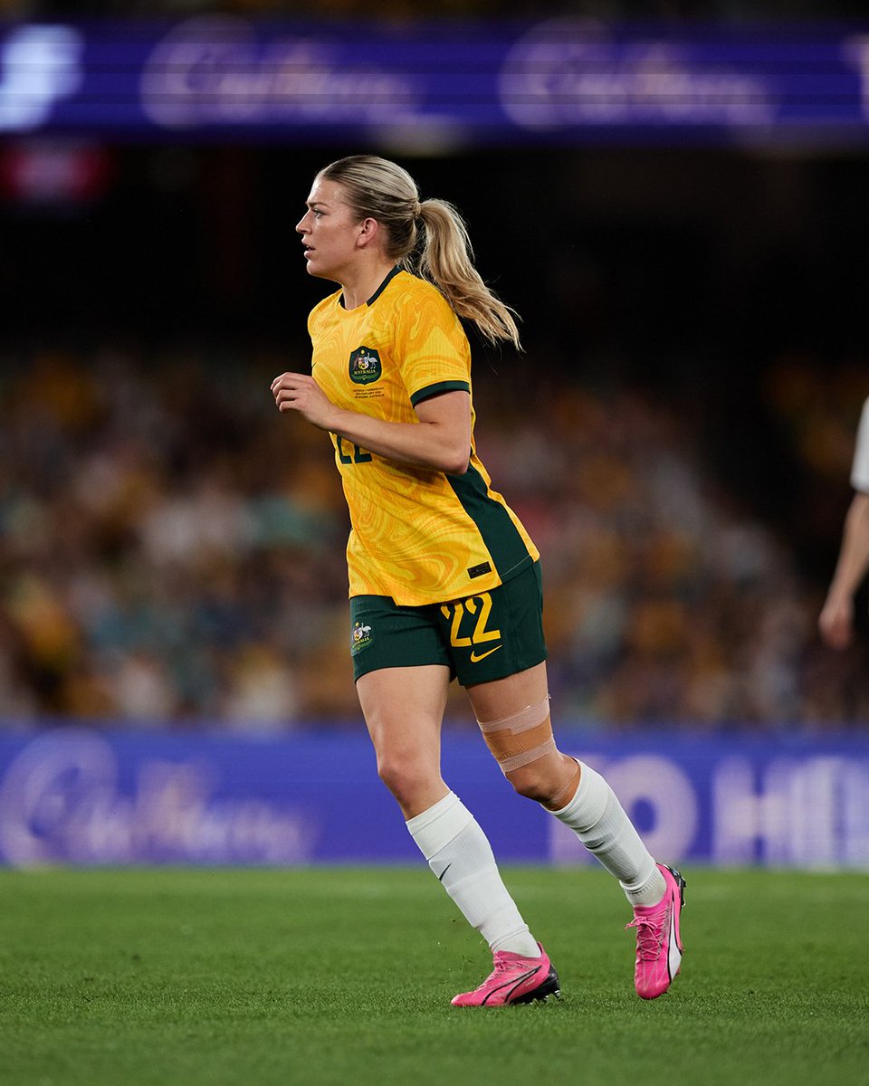 Wishing all the best to @_charli_grant in the #WomensFACup final tonight! 🏆 ⚪️ @SpursWomen v Manchester United ⏰ 11:30pm AEST 📺💻📱: Optus Sport #Matildas #MatildasAbroad