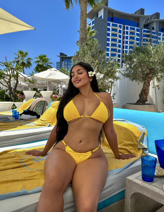 Little miss sunshine ☀️ https://t.co/IPB4Xt0ljY