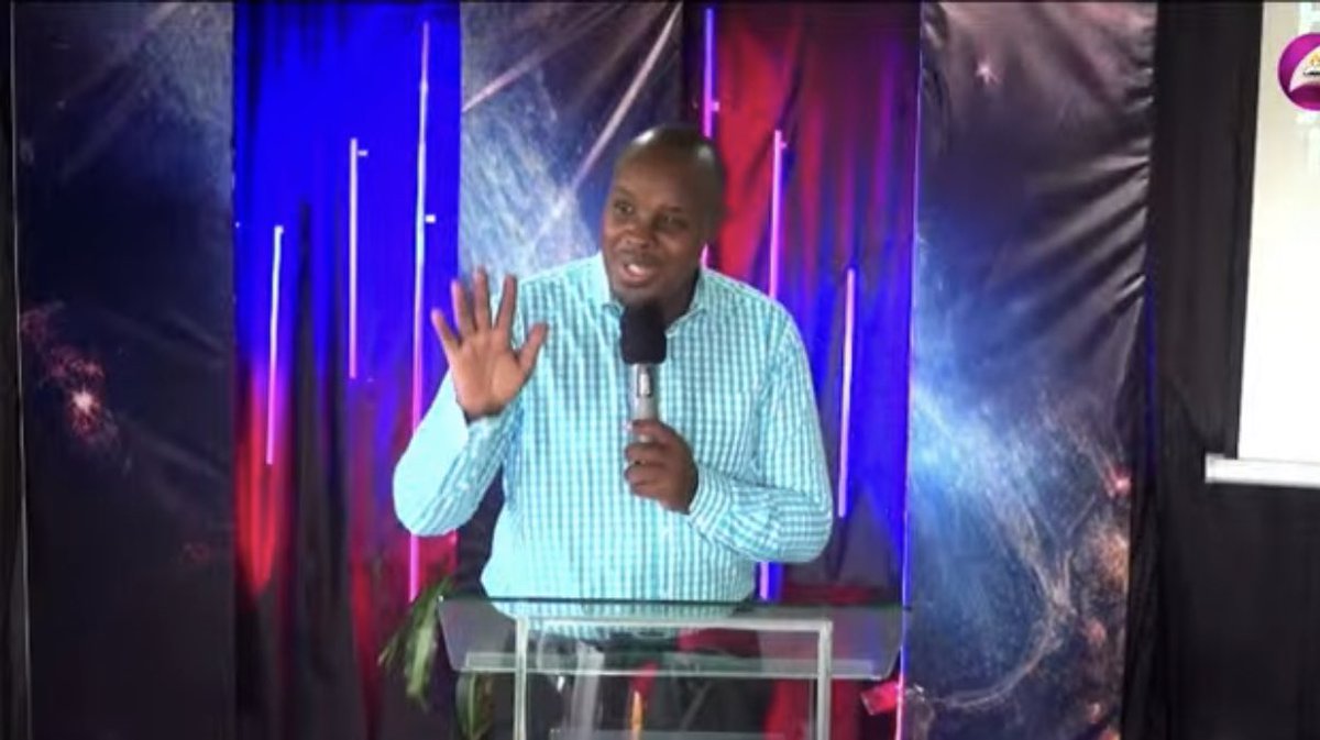 truthassembly1's tweet photo. The God of this ministry, is dependent on the revelation of the God of heaven,. So when you partner with the God of this ministry, he’s the one who will supply to your need. Pr. @AmanyaTom
#SundayService
#MoneySeries
#GivingAndReceiving https://t.co/InnqXAUwRj