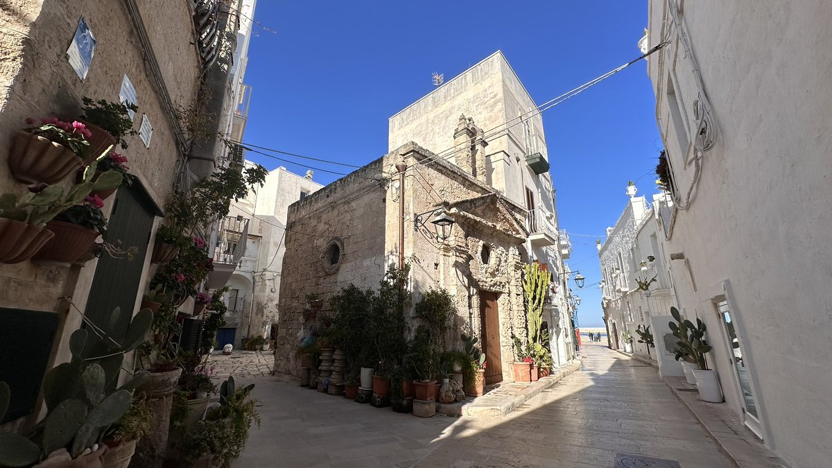 bsides_creative's tweet image. VOLARE! 🇮🇹
The Ultimate #Puglia Quiz 🙌 besidestheobvious.net/2024/05/12/the…