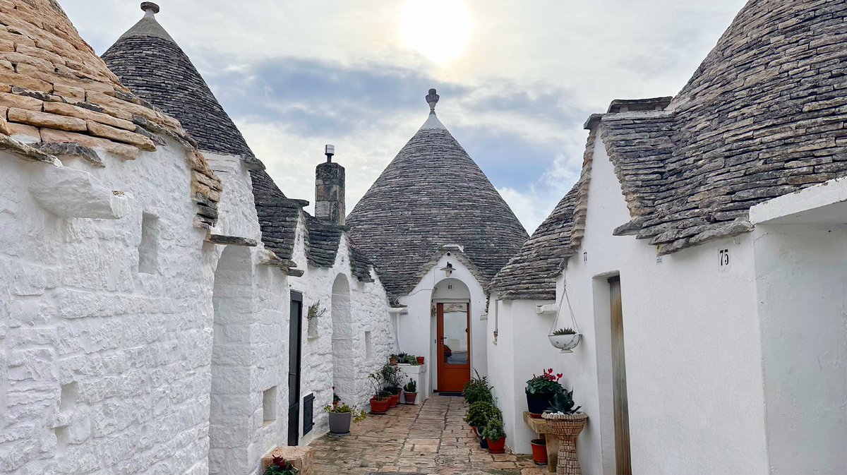 bsides_creative's tweet image. VOLARE! 🇮🇹
The Ultimate #Puglia Quiz 🙌 besidestheobvious.net/2024/05/12/the…