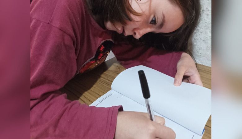 Libro creado con papel de fibra de caña de azúcar grupormultimedio.com/libro-creado-c…