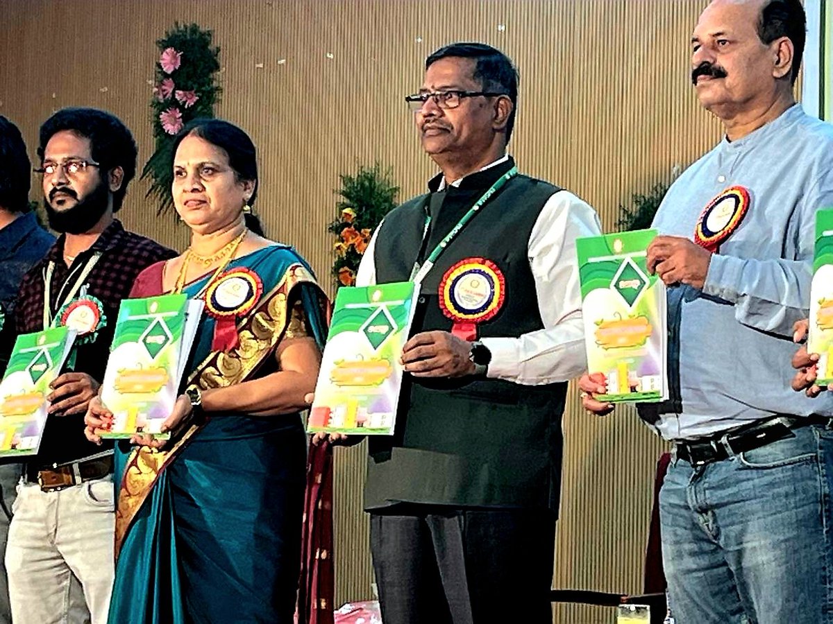 It was a great feeling to be among students of PJTSAU-Agricultural College, Jagtiyal, on 10th May 2023 on the eve of their college day celebrations. An event that showcased achievements of highly talented students, dedicated administration, faculty, and staff.