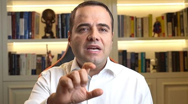 🛑  Prof. Dr. Özgür Demirtaş: “Diyorlar ki, 'Madem ekonomi kötü: Neden AVM’ler dolu? Neden yollar dolu? Neden oteller dolu?'

💡 Bak AKTROL: Senin bile anlayacağın şekilde anlatayım:

🇹🇷 Türkiye’de mülteciler hariç 80 milyon insan yaşıyor.

💰 10 milyonu zengin, 20 milyonu orta…