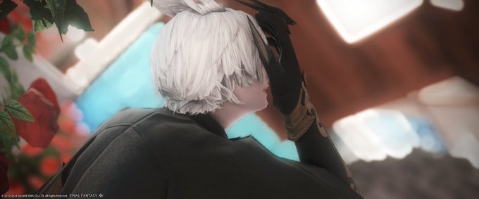 「blurry background white hair」 illustration images(Latest)