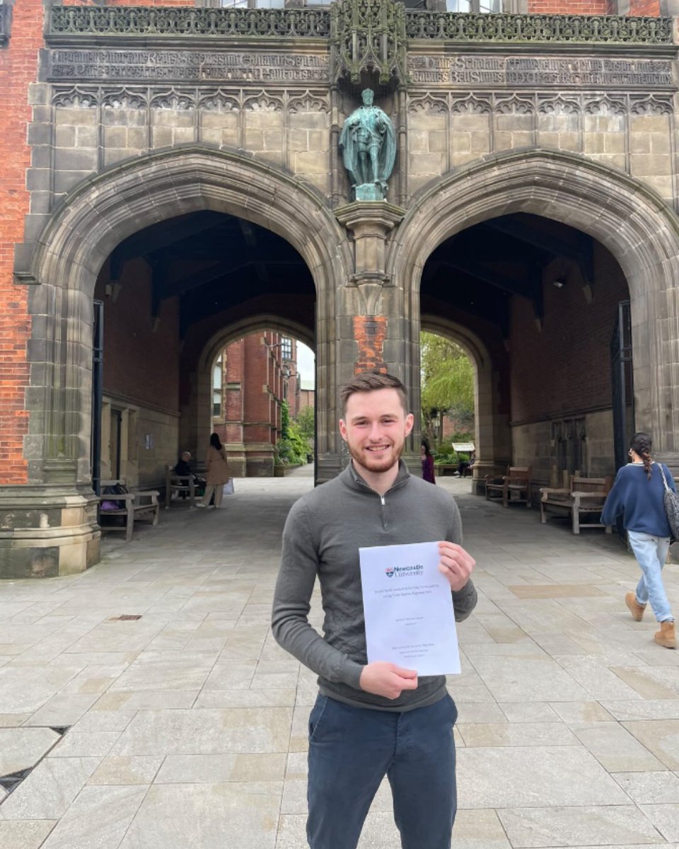 Let the celebrations begin! Massive congratulations to all our students submitting their dissertations this spring, we are so proud 👏🥳 #WeAreNCL

📸 Leah Charlton, Lucy Marston, William Ostler