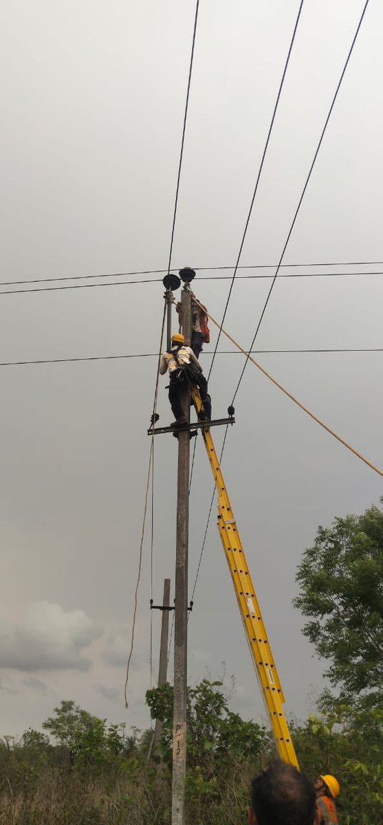 Yesterday's Kalbaisakhi caused power disruption in Banpur 1 & 2 sections due to conductor snapping and broken poles due to fallen trees, resulting in over 20 poles being damaged. Power is expected to be restored by 6 PM today. Our linemen are actively working on repairs. We…