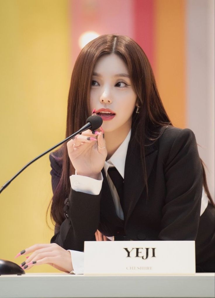 𝗬eji, 황. tweet media