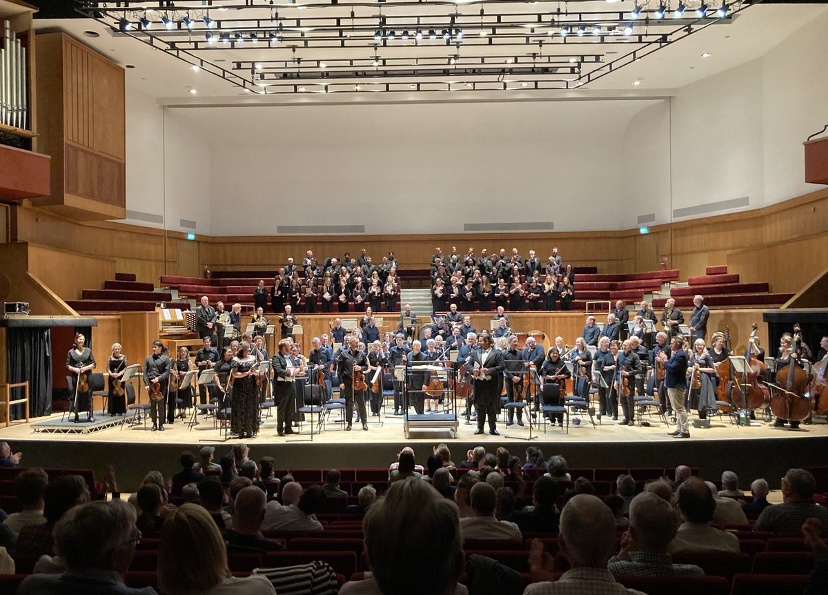 Adventures in music and architecture: Last week, BRSO and Rattle at Carnegie Hall, NYC. This week, @KensingtonSO and Keable at Fairfield Halls, Croydon.