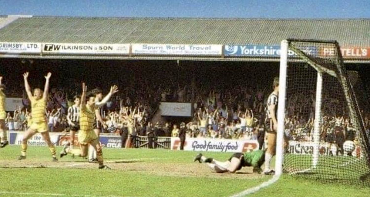 The goal that cemented a thousand dreams, probably the biggest goal celebration in our history. How can it be 40 years today, I was a mere 20 years of age and for three seasons before and after never missed a game home or away 💙 @ChelseaFC