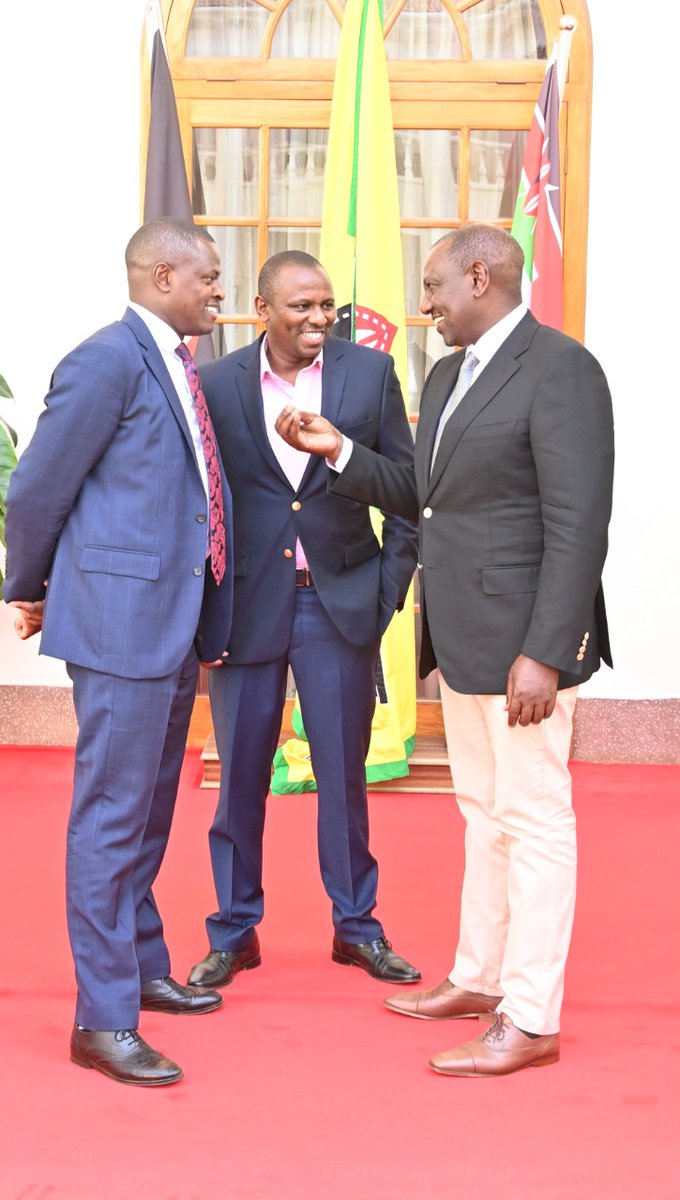 Son_of_Laikipia's tweet photo. "Muweke motor vehicle tax kubwa,  hizo magari wauze wabaki na hurubaro, in line with the UDA manifesto." https://t.co/bAeDzu5xtT