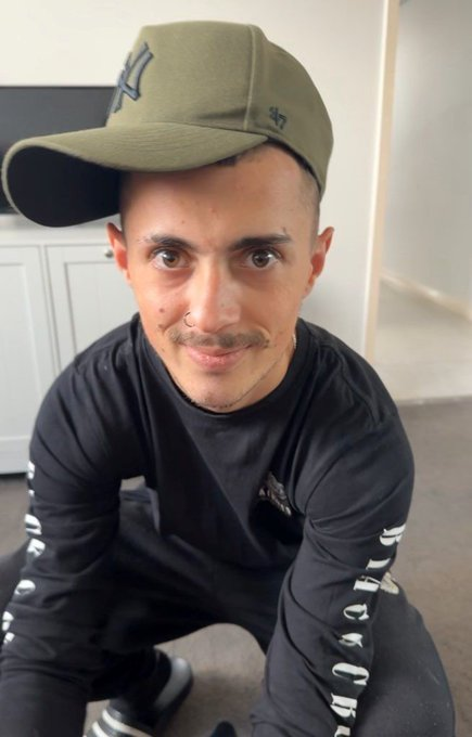 TrueCrimeUpdat's tweet photo. #MISSINGPERSON Australia - Toby Dolphin, age 21, was last seen at an address on Guildford Road, Guildford, Sydney’s west, on Wednesday 8 May

Frequents: travelling through public transport between Central Station and Parramatta Station https://t.co/0LLbAKDWtf
