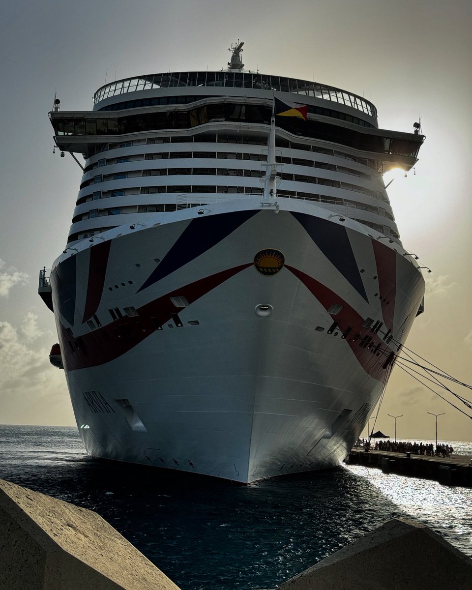 We love a good bow shot. Here, @pandocruises Arvia is looking very imposing as she basks in the St Maarten sunshine. We think she looks great from any angle 👌🛳 
#pandocruises #arvia #stmaarten #carribeancruise #cruiseaddict #lovecruising #cruiselife #cruisevlogger  #cruiseship