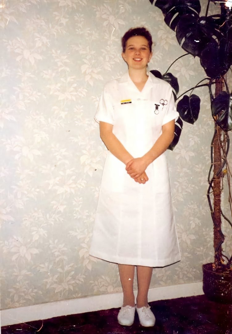 DochertySuzanne's tweet image. #InternationalNursesDay , to celebrate this day here is a throwback picture from 1990.