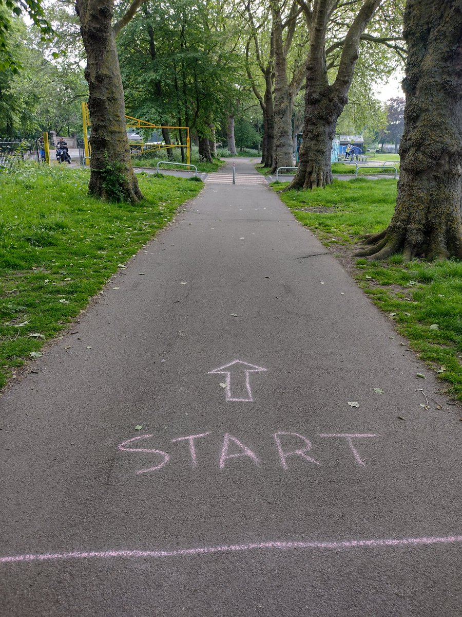 Back volunteering at @aylestonejnrpr @juniorparkrunUK as first timers' welcome & funnel manager with @johnfkilcoyne as this week's RD. Lovely to see everyone enjoying themselves running, jogging, walking & volunteering today. #LoveJuniorParkrun