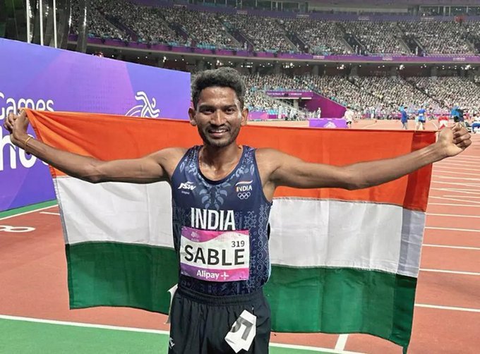 India's Avinash Sable finishes 2nd with a timing of 13:20.37 in men's 5000m event of the World Athletics Continental Tour - Bronze event #AvinashSable #WorldAthleticsContinentalTour