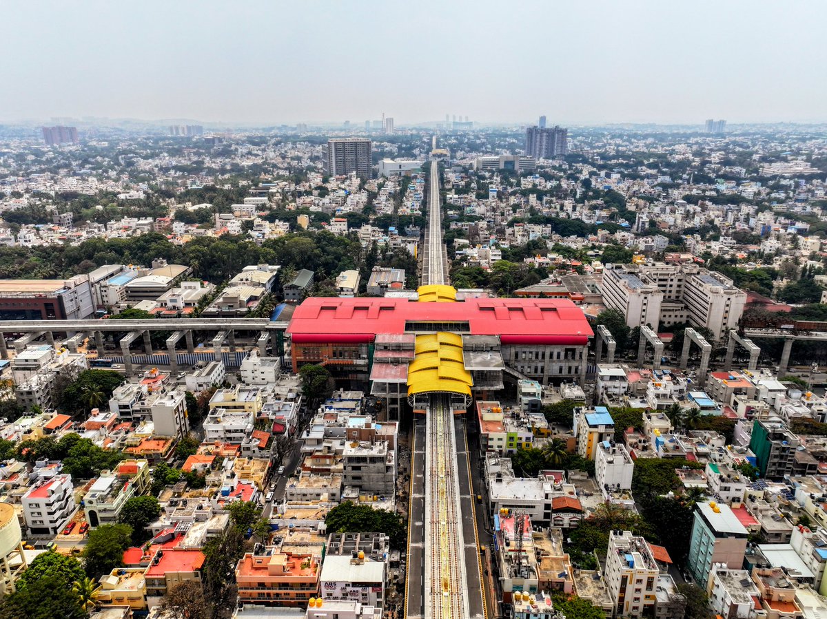 Jayadeva Metro Station, Jayanagar, Bangalore. 

#nammametro #bengaluru #karnataka