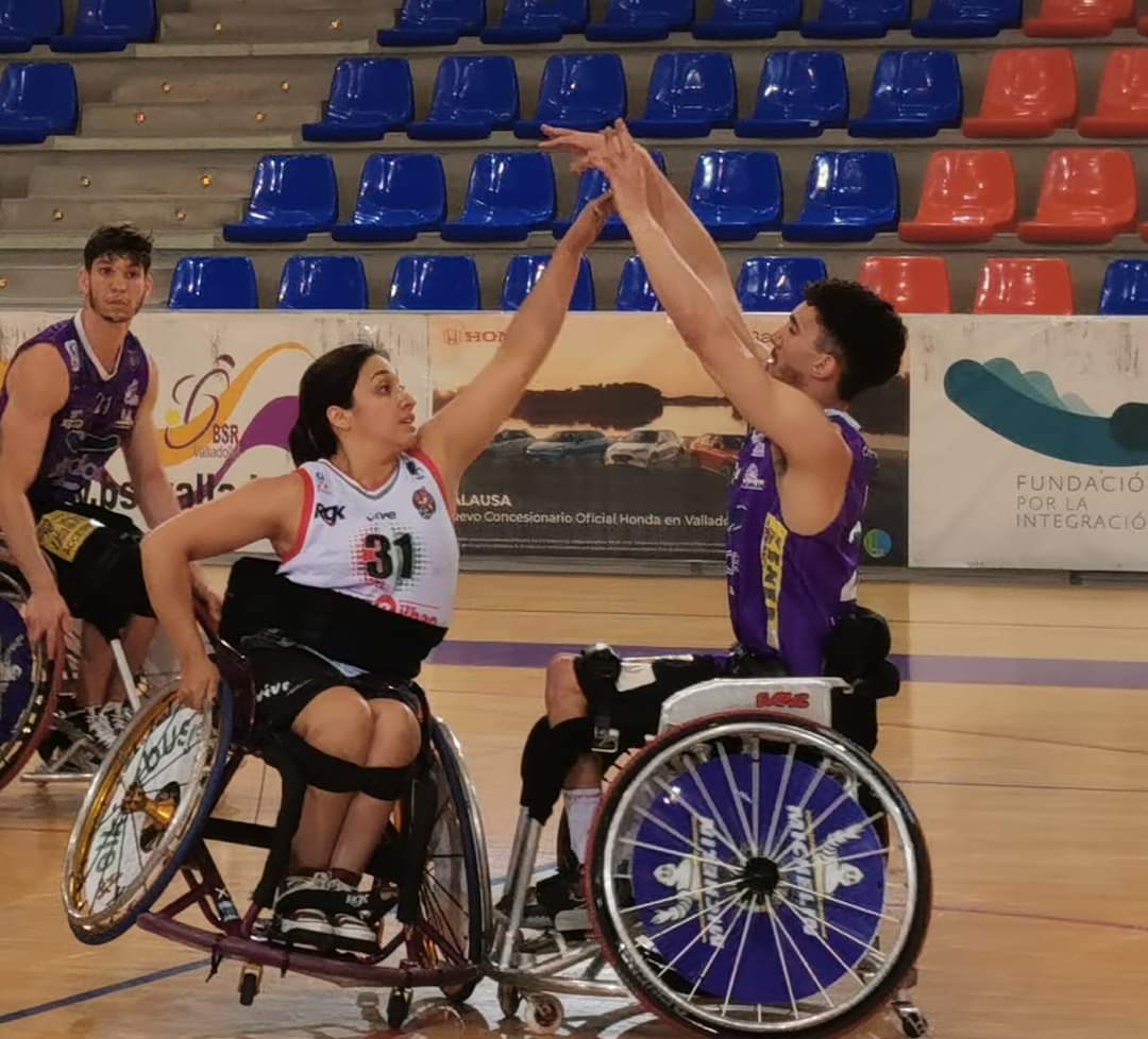 🏀♿️ #BasketSillaRuedas @BilbaoBSR se impuso con claridad en Valladolid (4⃣5⃣-7⃣0⃣) y apuntala su presencia en la Final Four de Pamplona. Papi destacó en ataque con 2⃣5⃣ puntos  y Asier volvió a firmar un triple doble. 📸 #BilbaoBSR #BaloncestoSillaRuedas #Bidaideak #EKTB