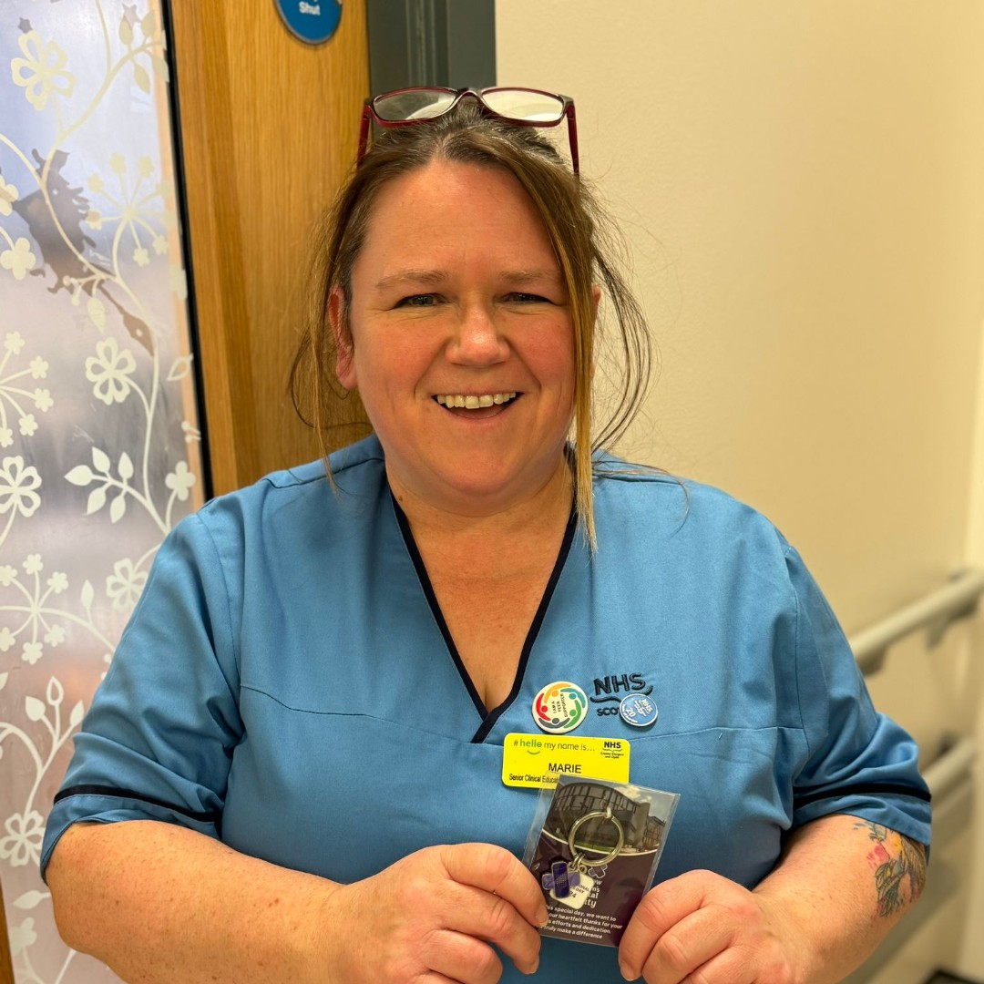 GCH_Charity's tweet photo. Happy #InternationalNursesDay! 😊

We're celebrating the lives and work of our incredible nurses across @NHSGGC who we are hugely proud to support every day💜

Our nurses received a special gift of appreciation from Glasgow Children's Hospital Charity, a bespoke #IND keyring. https://t.co/wWcyinXuxY