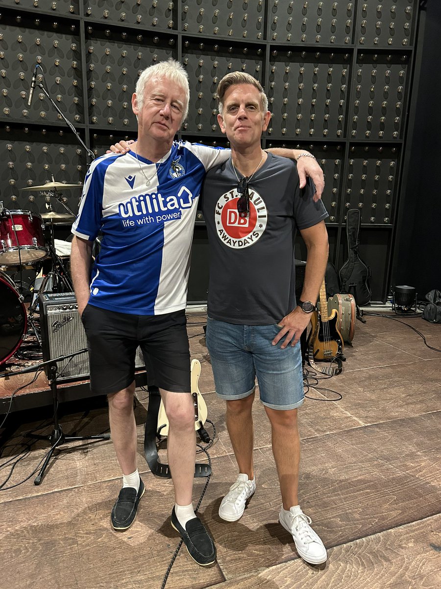 It’s a Stone Foundation birthday kind of day! Ladies &amp; gentlemen raise your glasses &amp; wish a big SF birthday to “El Generale” Mr Steve Trigg 🎺🎺🎺🎺

See you on this years tour tickets on sale now at stonefoundation.co.uk